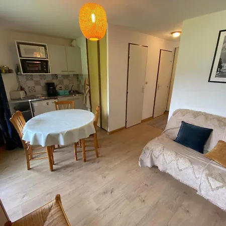 Au Calme Avec Balcon, Parking Couvert Et Kitchenette Equipee! - Fr-1-692-90 *